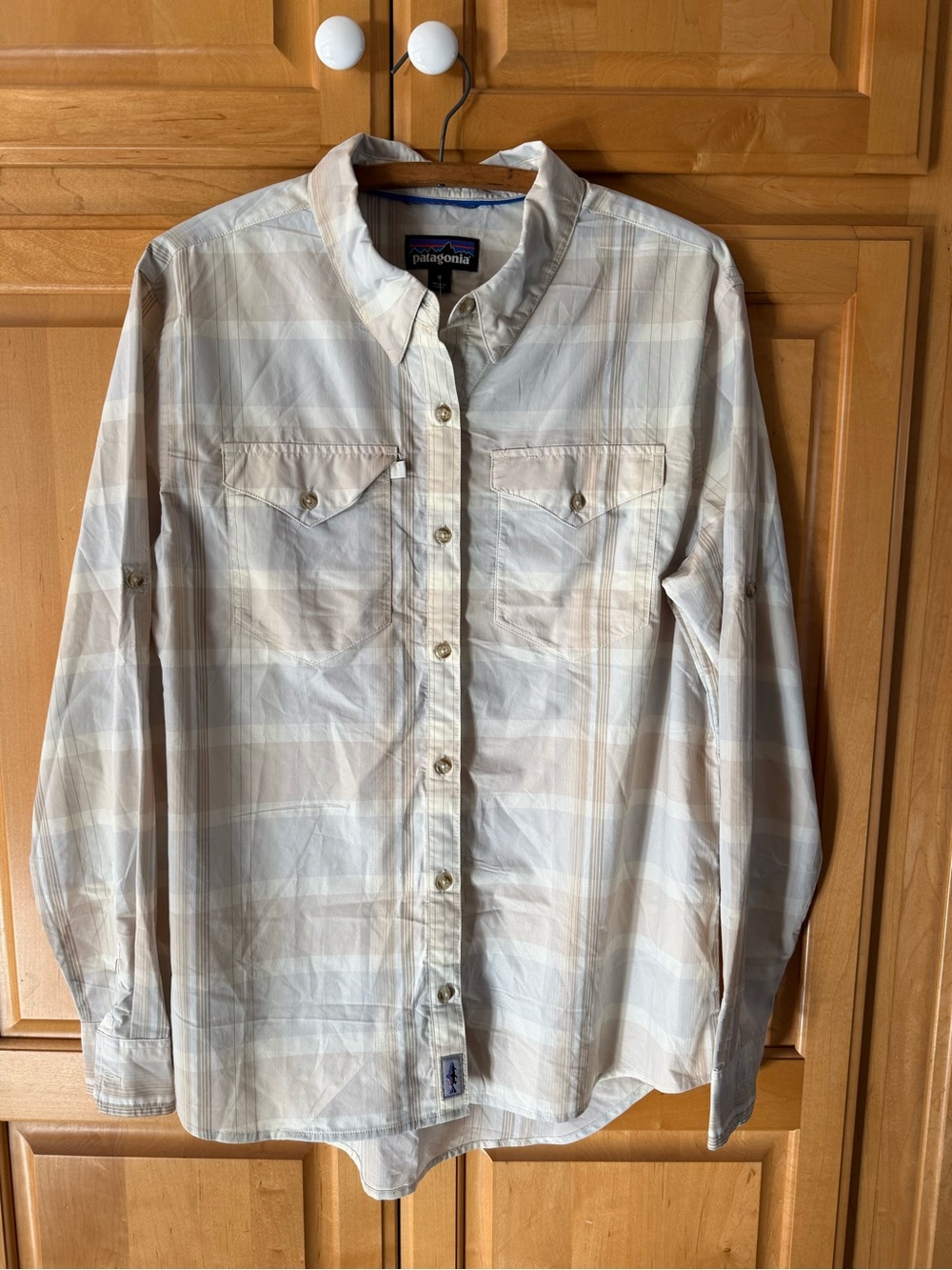 Patagonia Women's Long-Sleeve Sun Stretch Shirt - Off-White - Picture 2 of 5